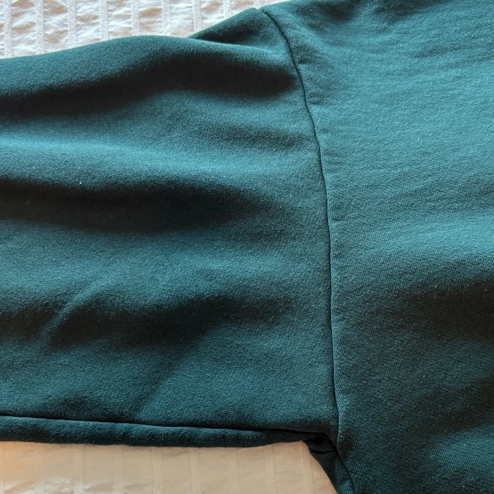 ALO SWEATSET Dark Green Crewneck Sweatshirt and Sweatpants Set